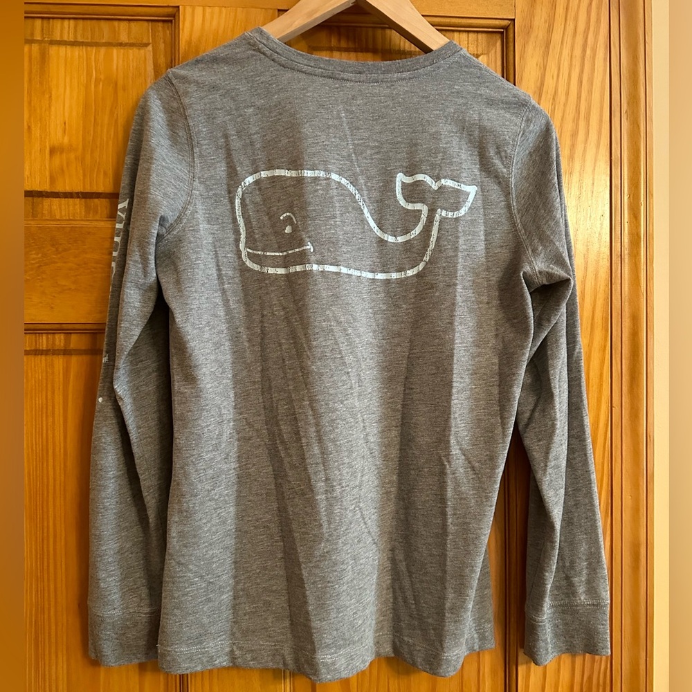 Vineyard Vines women's grey logo long sleeve shirt size small